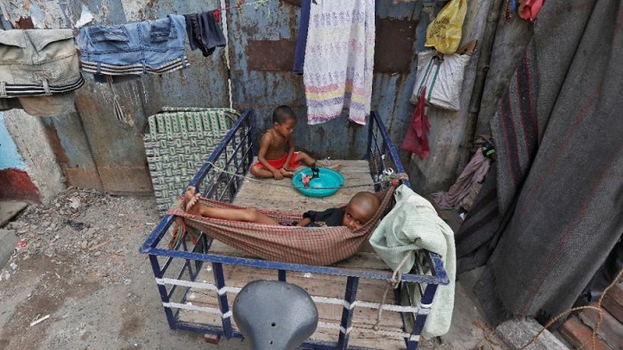 UNICEF finds dramatic inequality among world`s poorest, richest children